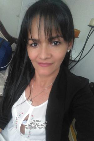 171081 - Yadira Age: 55 - Colombia