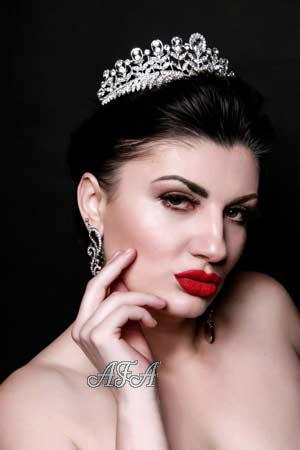 175625 - Elizaveta Age: 44 - Russia