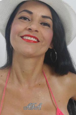 179301 - Leidy Age: 50 - Colombia