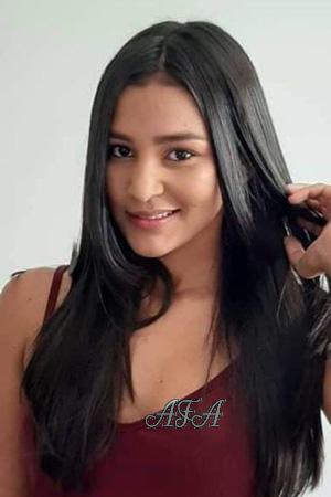 203655 - Kiara Age: 23 - Colombia