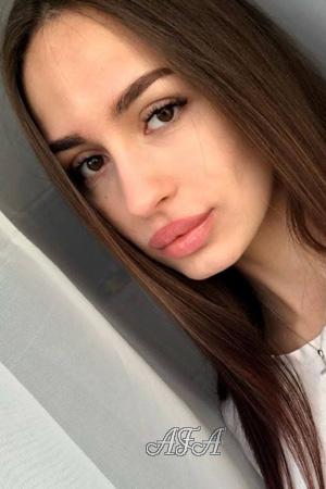 206068 - Olga Age: 21 - Russia