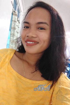 212778 - Luzminda Age: 28 - Philippines