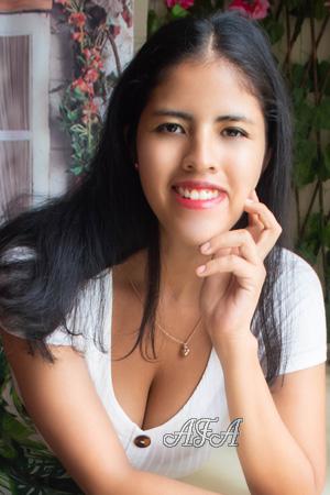 214589 - Gabriela Age: 29 - Peru