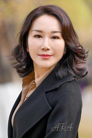 225873 - Yali Age: 52 - China