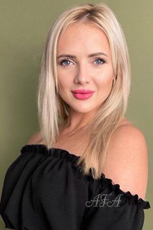 226920 - Kateryna Age: 36 - Ukraine