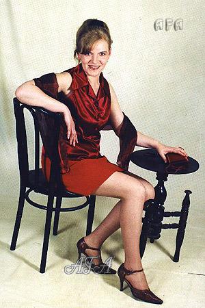 52156 - Tamara Age: 48 - Russia