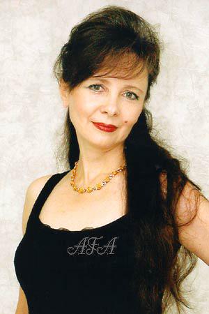 53924 - Svetlana Age: 53 - Russia