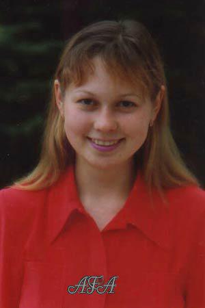 55253 - Nafisa Age: 34 - Russia