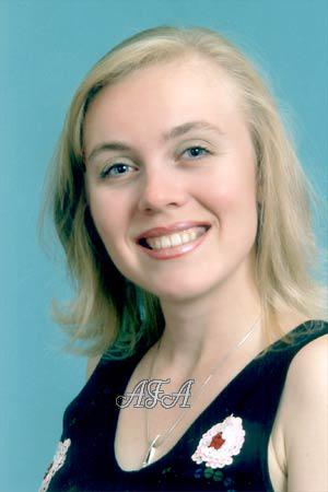 59657 - Olga Age: 33 - Russia