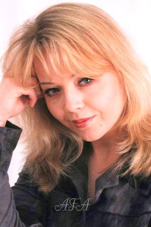 61273 - Elena Age: 41 - Russia