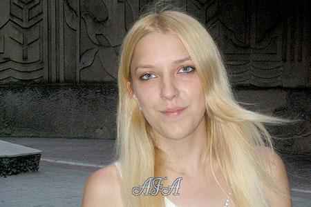 65341 - Svetlana Age: 24 - Ukraine