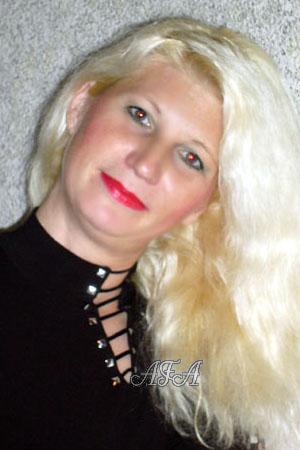 75532 - Tatiana Age: 46 - Russia