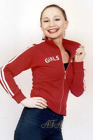 76842 - Alsu Age: 38 - Russia