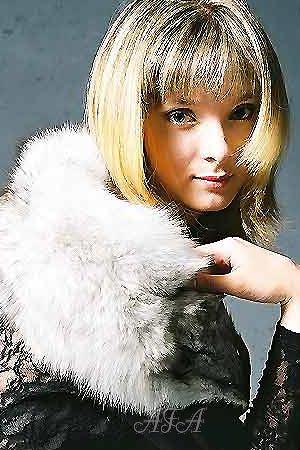 77247 - Olga Age: 27 - Russia