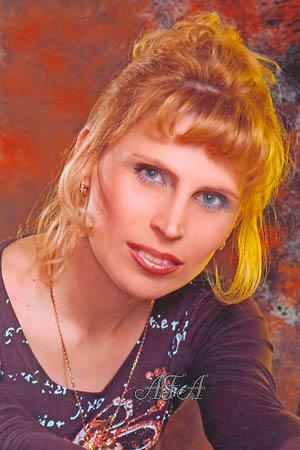 78293 - Svetlana Age: 42 - Russia