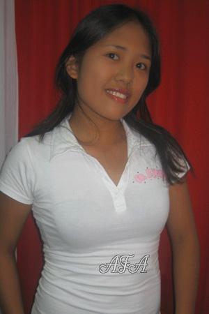 83074 - Merry Cris Age: 26 - Philippines