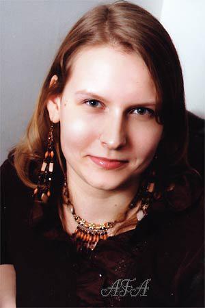 86043 - Svetlana Age: 30 - Russia